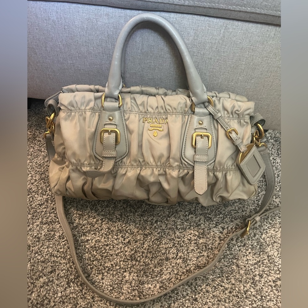 Vintage Prada Nylon Tessuto Gaufre taupe color